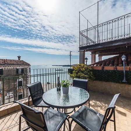 Ca' Delfina Holiday Home Veneza Exterior foto