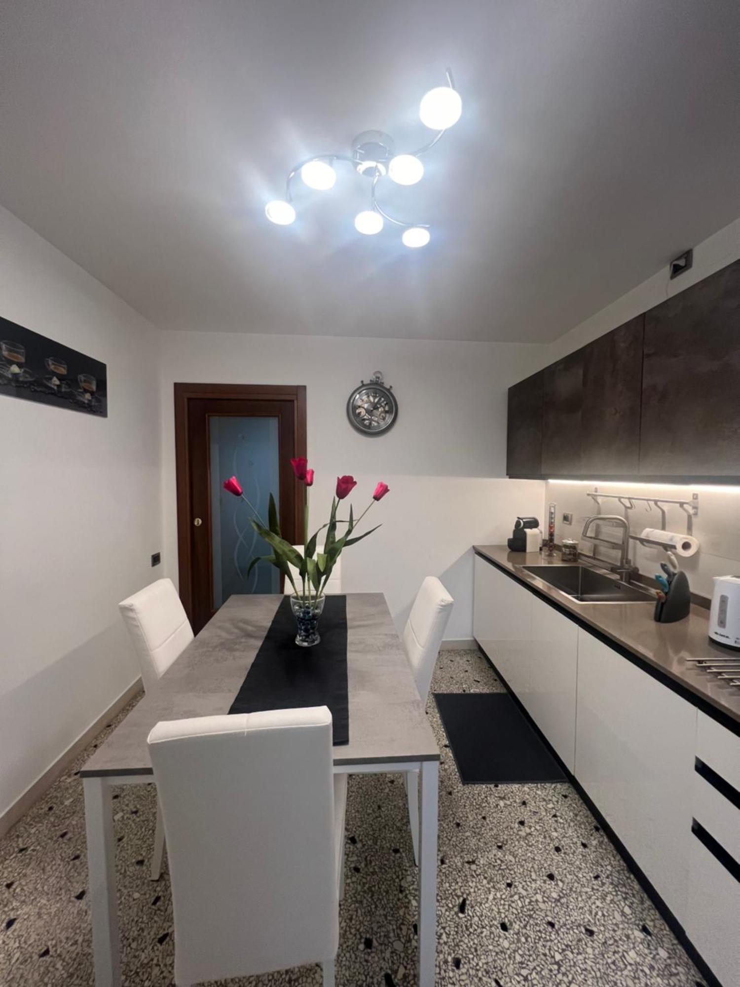 Ca' Delfina Holiday Home Veneza Exterior foto