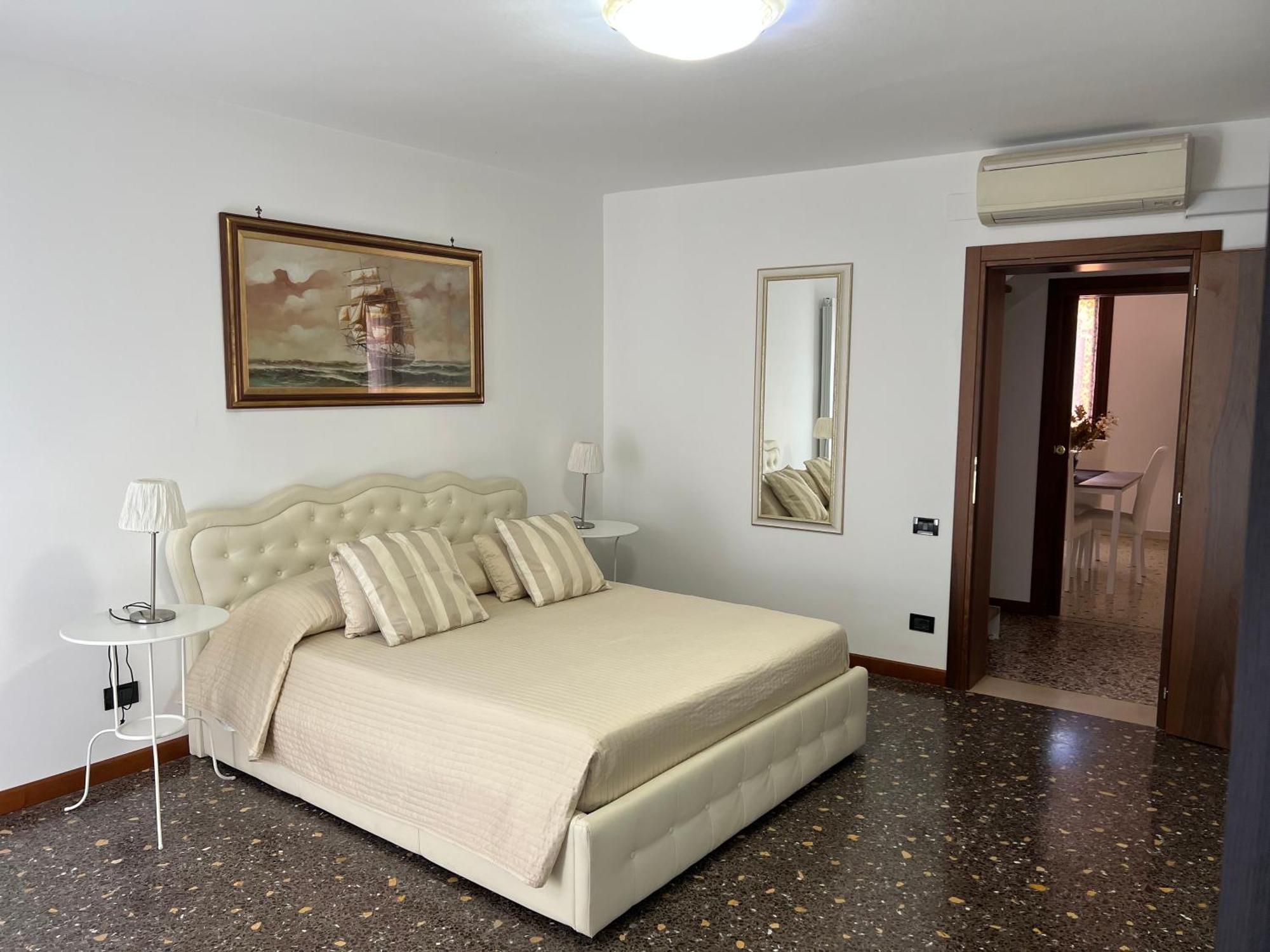 Ca' Delfina Holiday Home Veneza Exterior foto