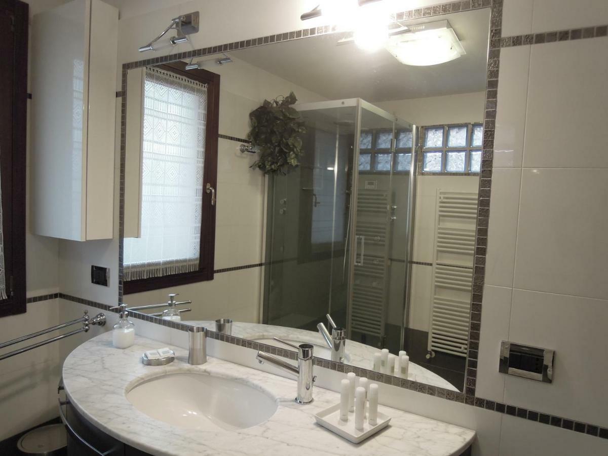 Ca' Delfina Holiday Home Veneza Exterior foto