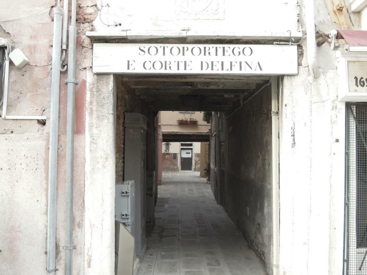 Ca' Delfina Holiday Home Veneza Exterior foto